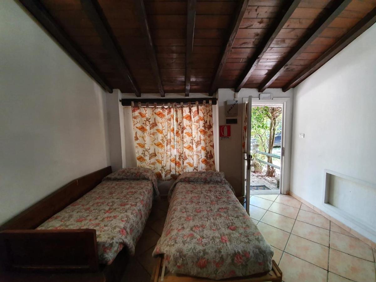 Beautiful In With Shared Swimming Pool Appartamento Roma