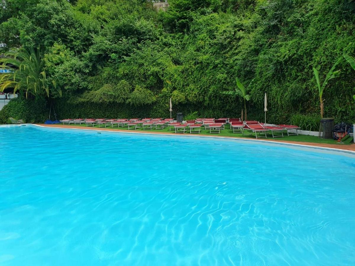 Appartamento Beautiful In With Shared Swimming Pool Roma